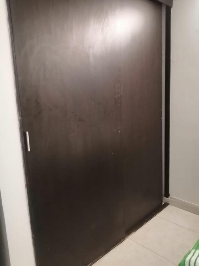 Green House Habitaciones 布卡拉曼加 外观 照片