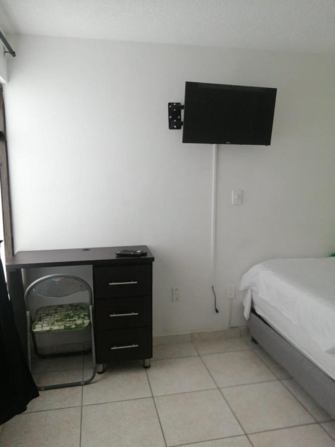 Green House Habitaciones 布卡拉曼加 外观 照片