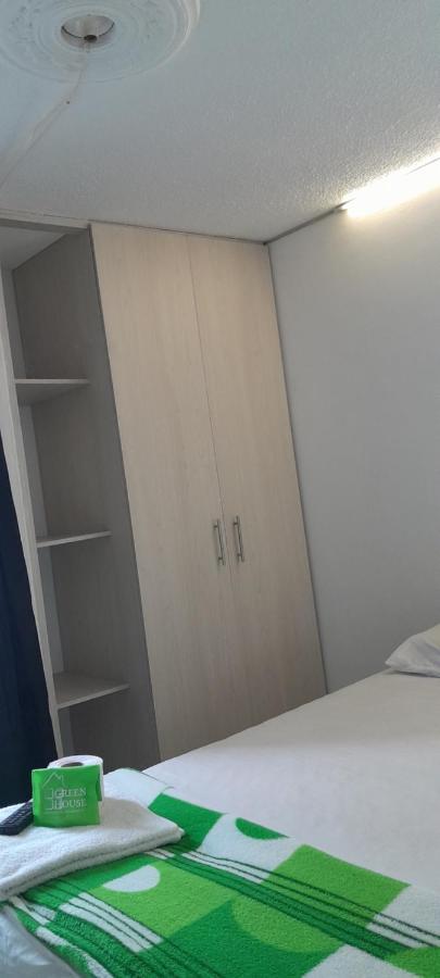 Green House Habitaciones 布卡拉曼加 外观 照片
